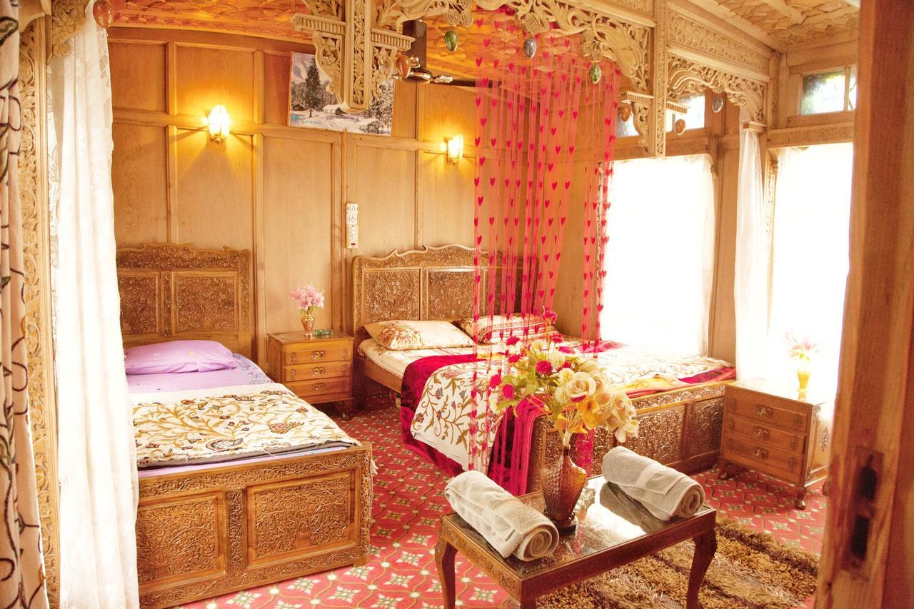 New Bul Bul Group Of Houseboats Srinagar Hotel Durgjan Ngoại thất bức ảnh