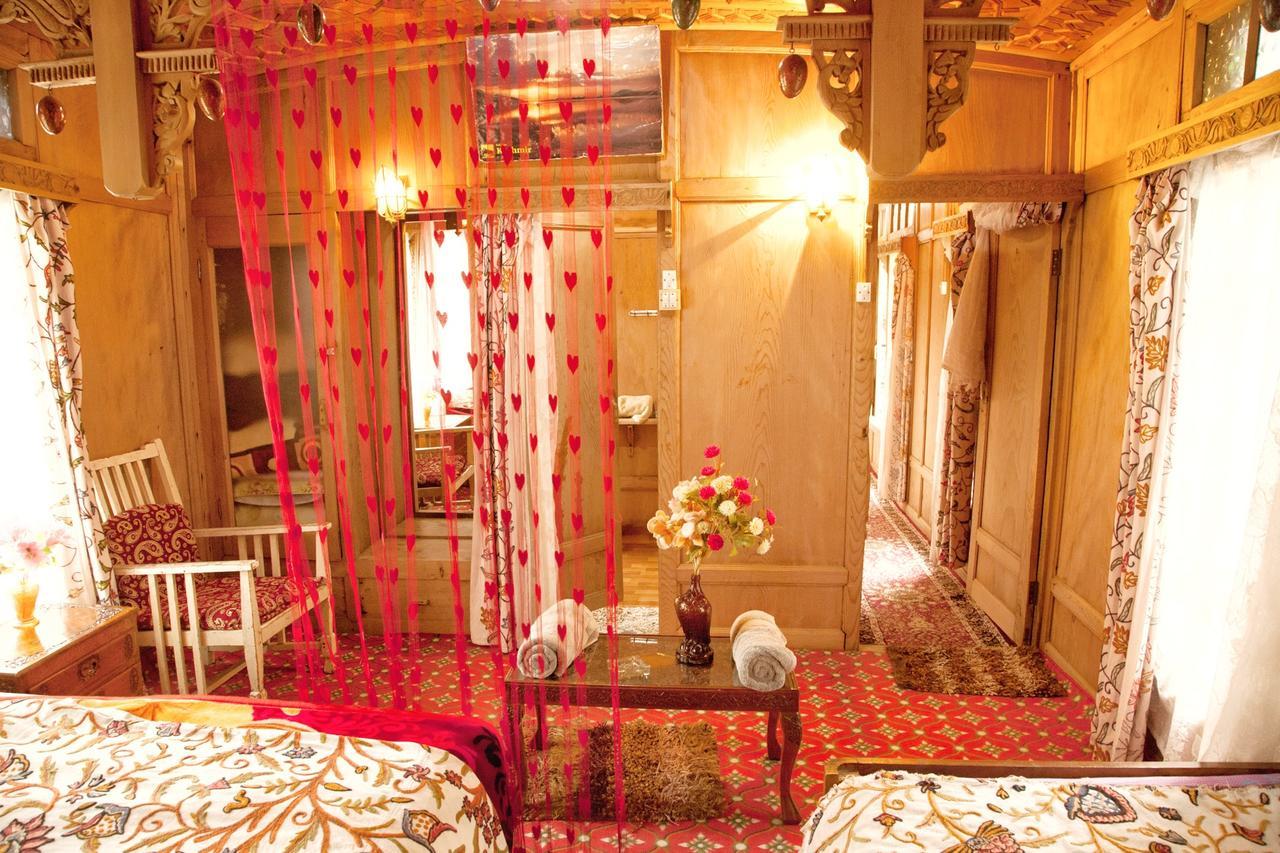 New Bul Bul Group Of Houseboats Srinagar Hotel Durgjan Ngoại thất bức ảnh