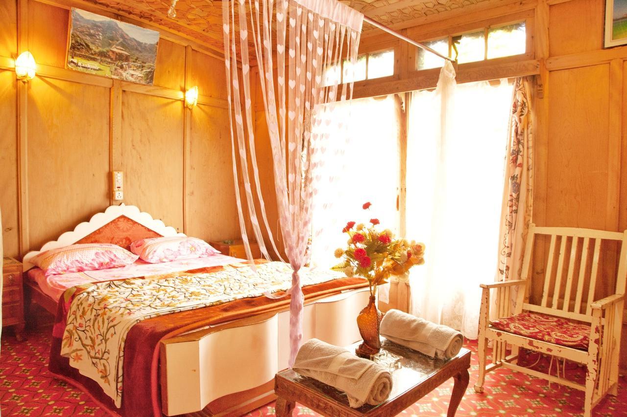 New Bul Bul Group Of Houseboats Srinagar Hotel Durgjan Ngoại thất bức ảnh