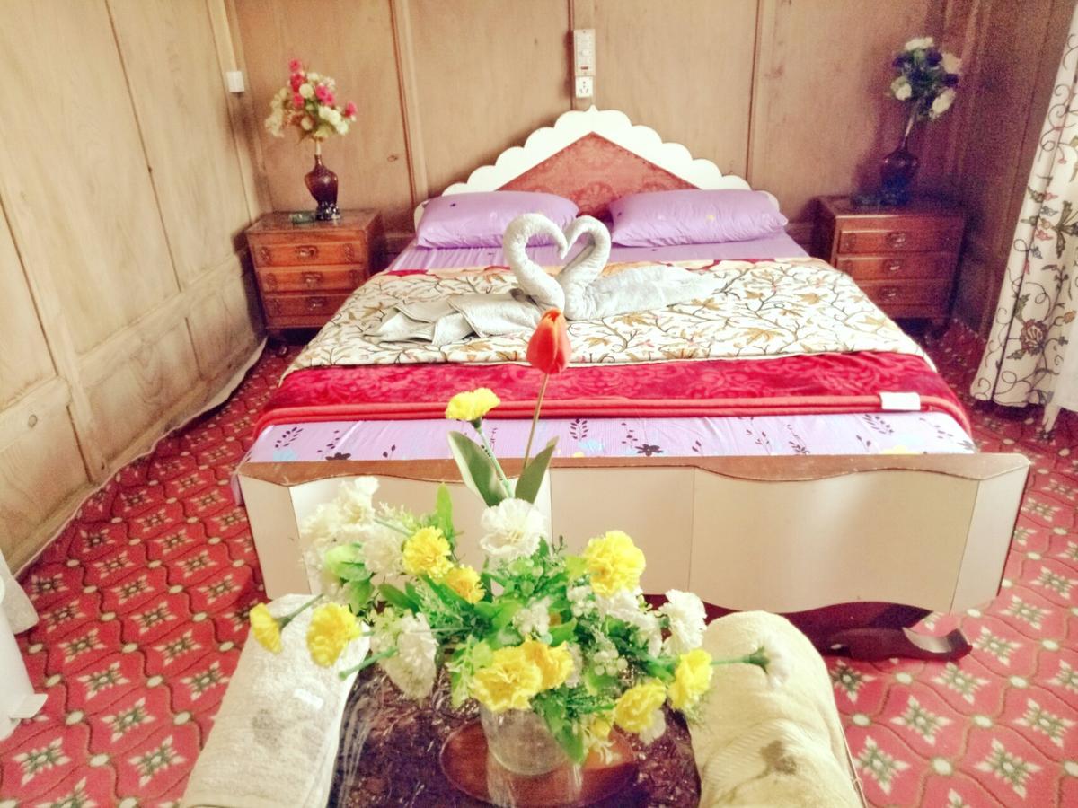 New Bul Bul Group Of Houseboats Srinagar Hotel Durgjan Ngoại thất bức ảnh