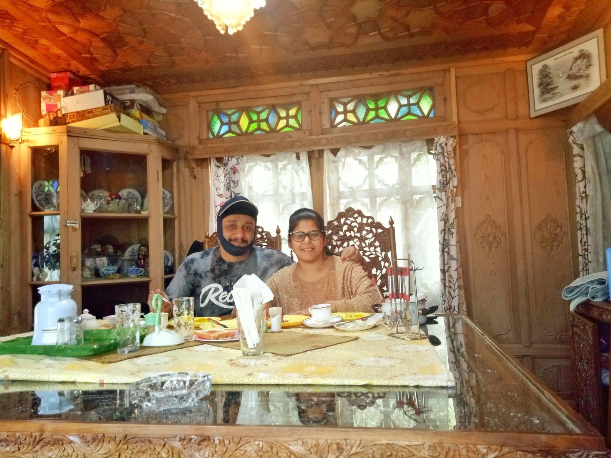 New Bul Bul Group Of Houseboats Srinagar Hotel Durgjan Ngoại thất bức ảnh