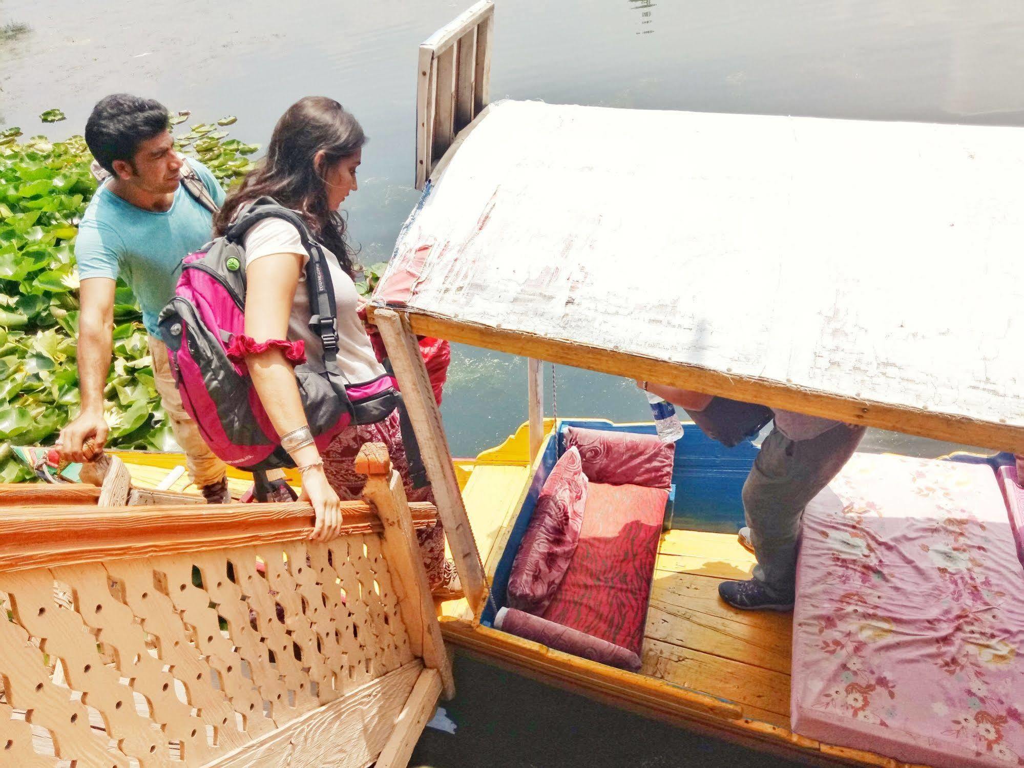 New Bul Bul Group Of Houseboats Srinagar Hotel Durgjan Ngoại thất bức ảnh