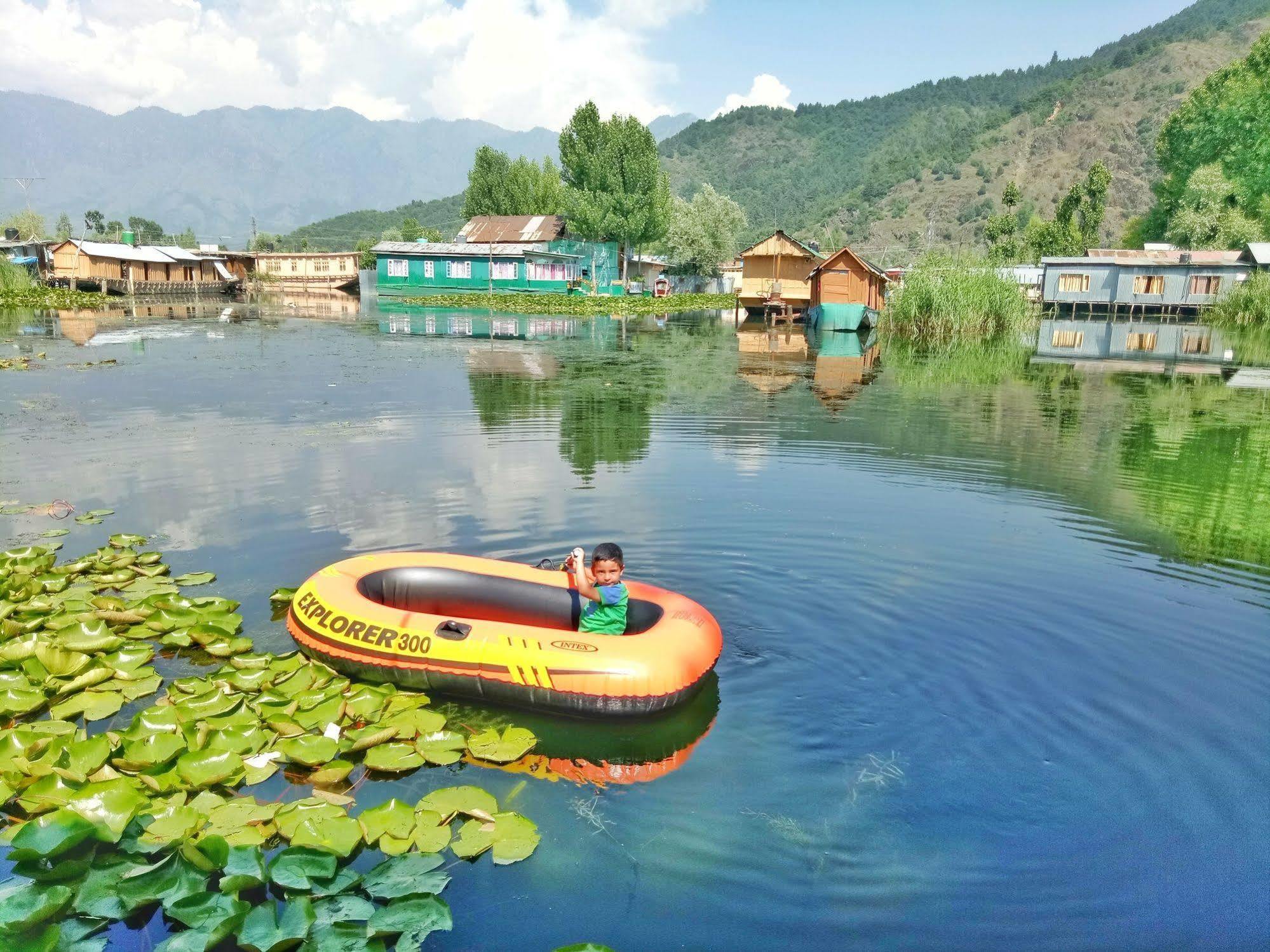 New Bul Bul Group Of Houseboats Srinagar Hotel Durgjan Ngoại thất bức ảnh