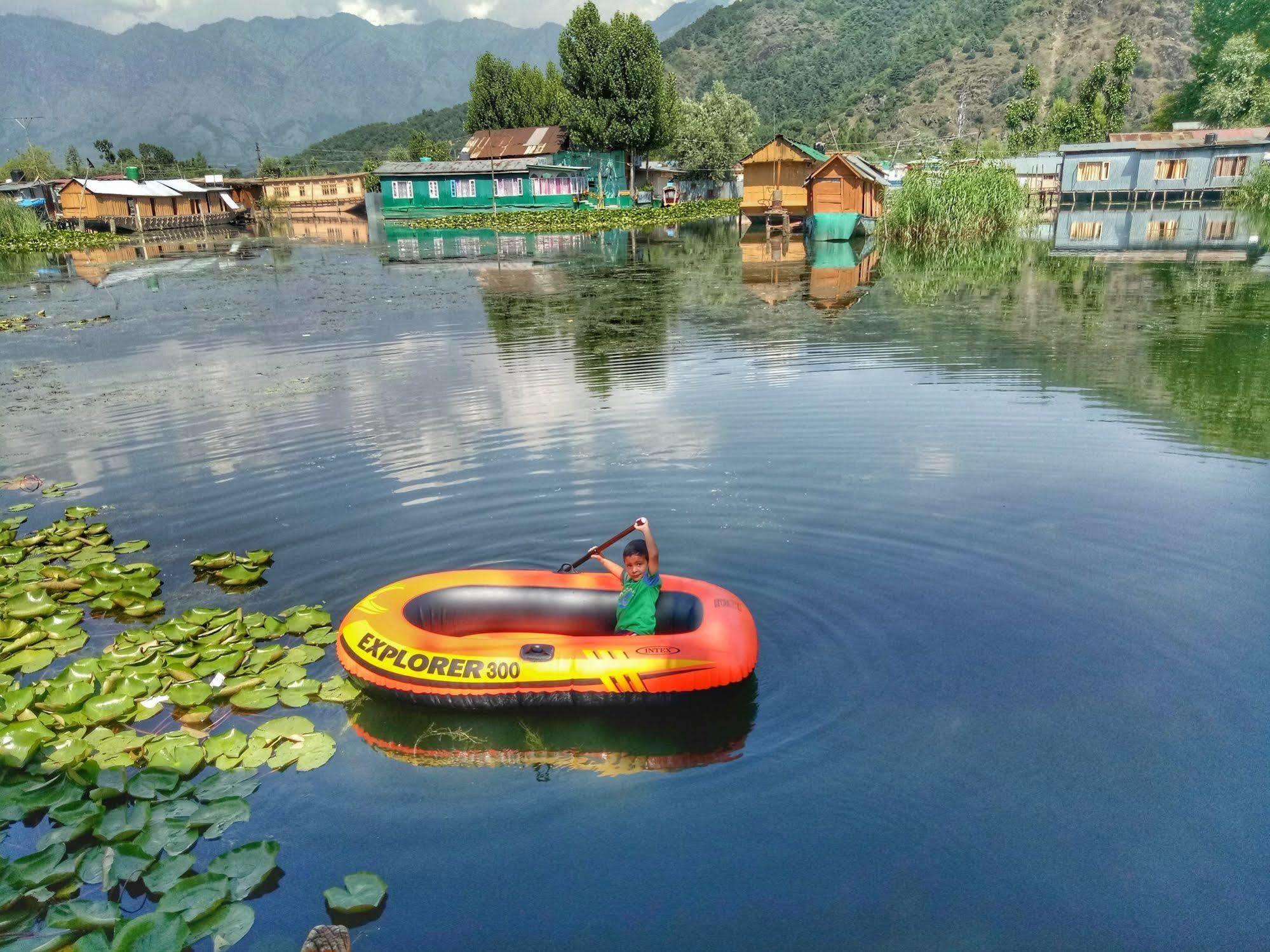 New Bul Bul Group Of Houseboats Srinagar Hotel Durgjan Ngoại thất bức ảnh