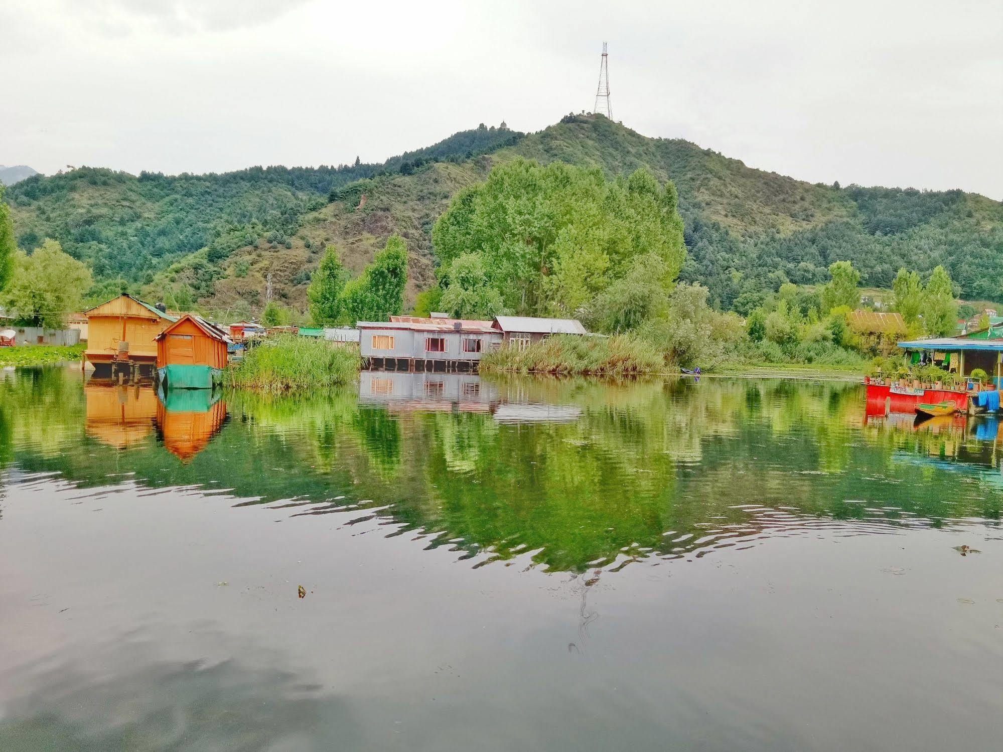 New Bul Bul Group Of Houseboats Srinagar Hotel Durgjan Ngoại thất bức ảnh